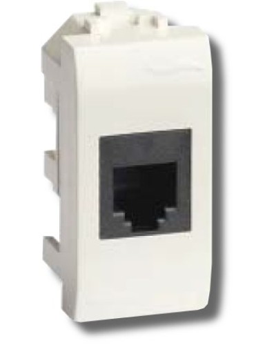Розетка RJ-45 Brava 1 модуль белая (76457B): Розетка компьютерная экранированная с одним разъёмом в Балаково